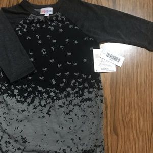 LuLaRoe Sloan (6) 3/4 sleeve black gray butterfly